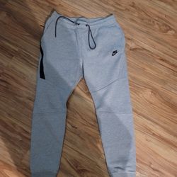 Nike MENS Tech JOGGERS LARGE