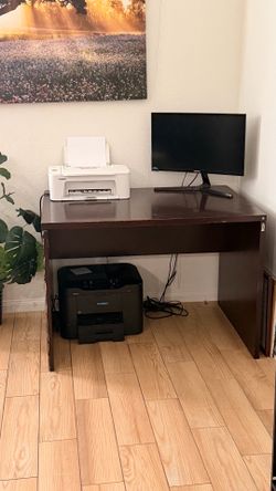 Desk for sale