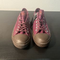 Converse Leather Burgundy Sneakers 
