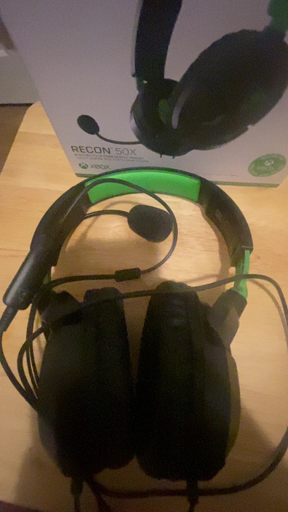 Turtle Beach Recon 50X Stereo Gaming Headset for Xbox One/Series X|S - Black/Green: Built-In Microphone, 3.5mm Jack Connection