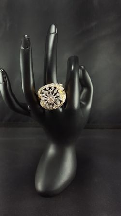 2 tone 14k cocktail diamond ring .85tcw,15.8 grams