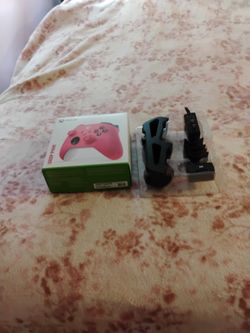 Xbox Controller And Rechargeable Batteries