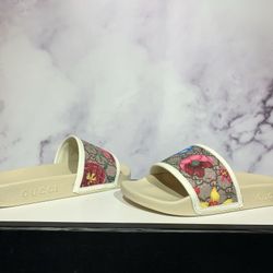 Gucci Flora GG Slides – Women’s Sizes 5.5, 6, 8.5 & 9 Ready for Pickup!