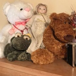 Large Stuffed Animals 