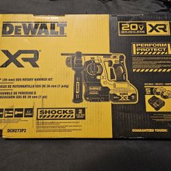 DEWALT 1" SDS ROTARY HAMMER KIT 