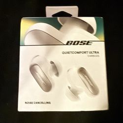 (2) Bose Quiet Comfort Ultra Wireless Headphones Brand New Sealed!!