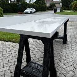 Vanity Top Quartz Plain White 