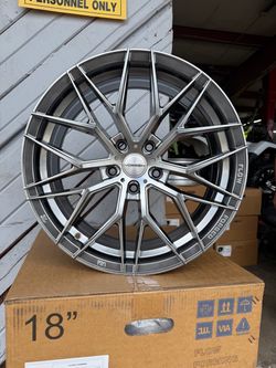 Vossen wheels 18 inch 5x114 hyper black