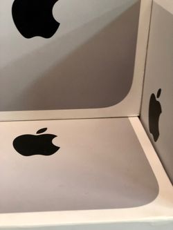 Mac mini Desktop - M2 Chip - 8GB Memory - 256GB SSD