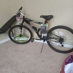 Brand New Hyper Mountain Bike