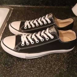 Converse Mens 10.5 Good Condition 