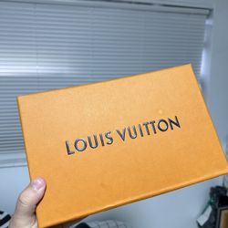 LOUIS VUITTON CAP