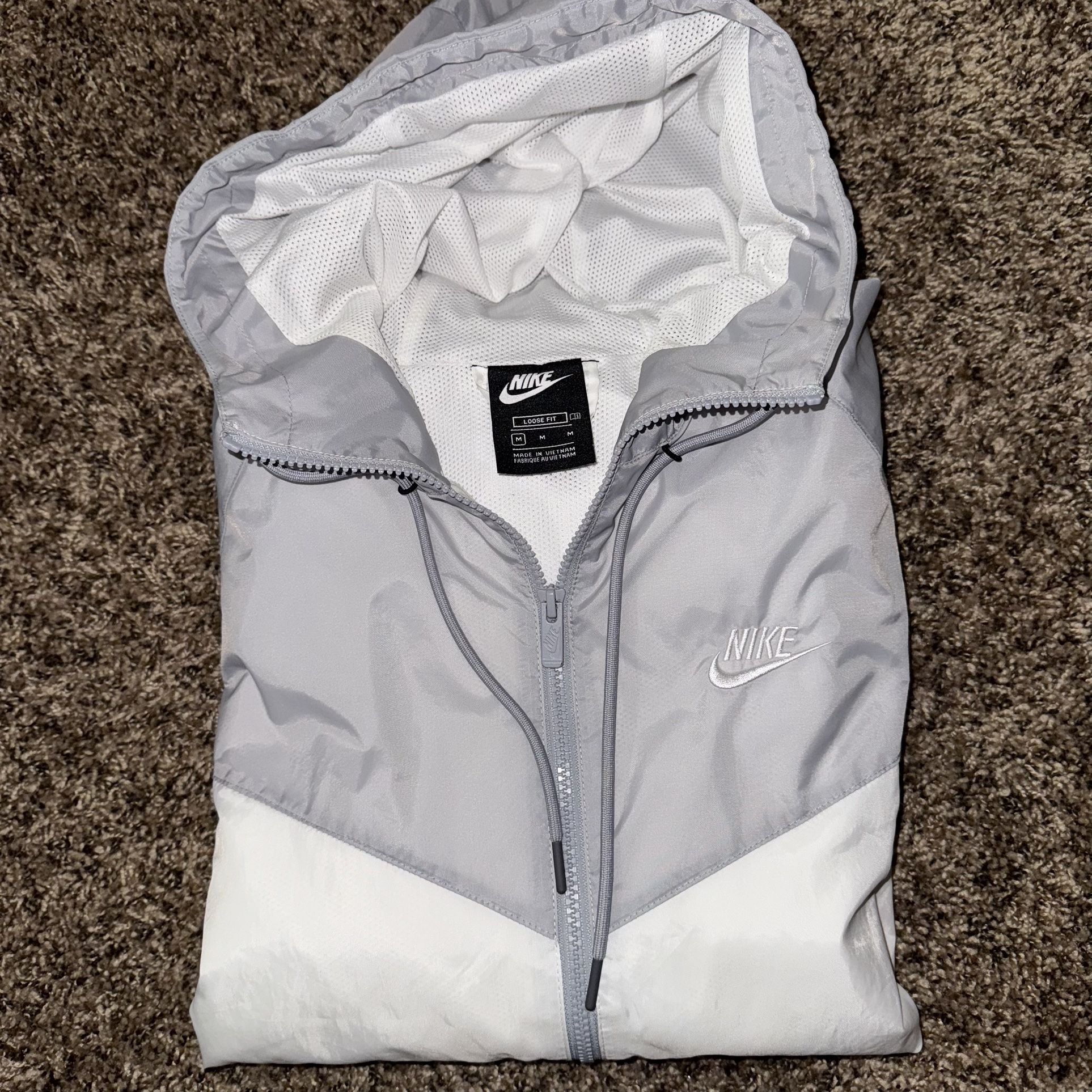 NIKE ZIP UP WINDBREAKER / WINDRUNNER JACKET