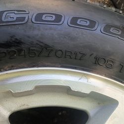 Tire's 17