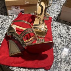Christian Louboutin- Levitartaruga Size 38