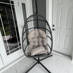 Hanging Egg Chair 