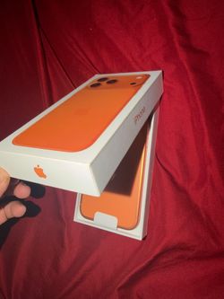 IPHONE 17 PRO MAX UNLOCKED