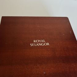 Antique Vintage Royal Selangor $25