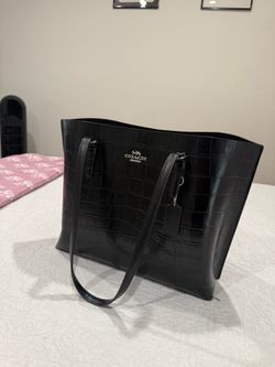 Coach Mollie Tote CW018 Black Croc Leather – Authentic