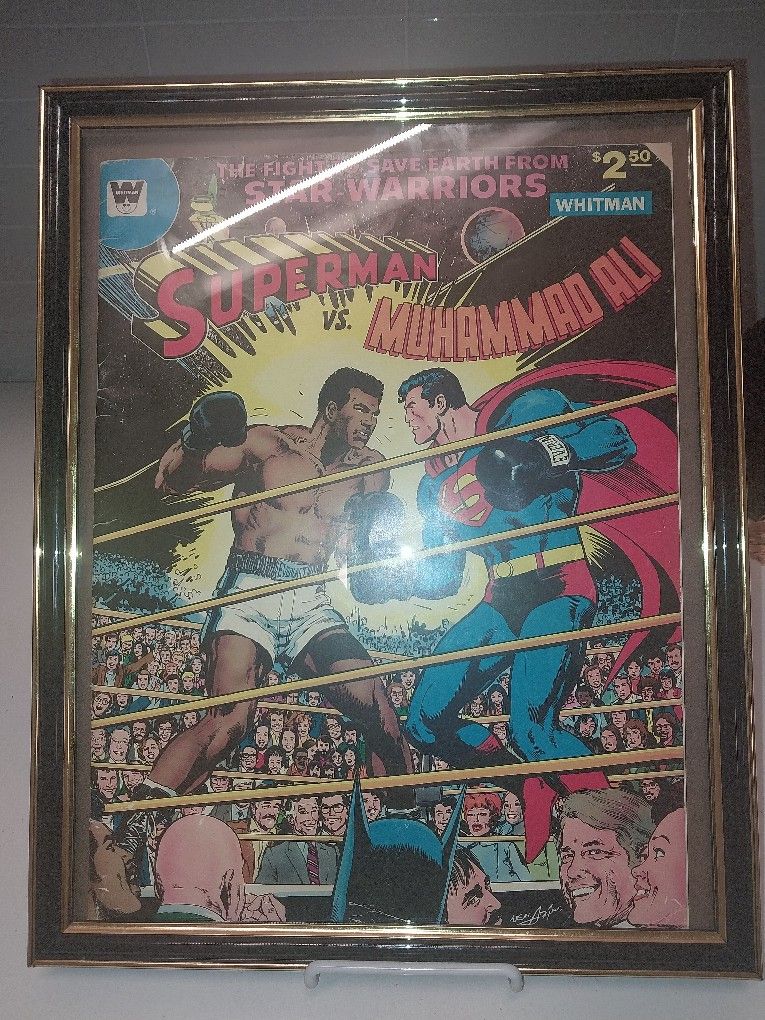 Superman VS Muhammad Ali 1978 Oversized Treasureu Edition. Comes With a Beautiful plexiglass frame & Superman #1 comic. Open To All Offers!
