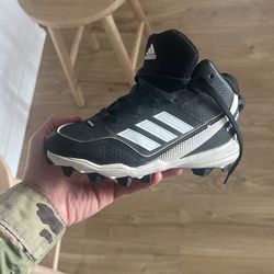 Kids Baseball Cleats