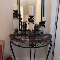 Entrance Table W/mirror