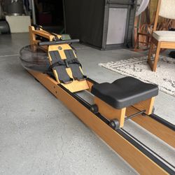 WaterRower oak Rowing Machine S4 Monitor