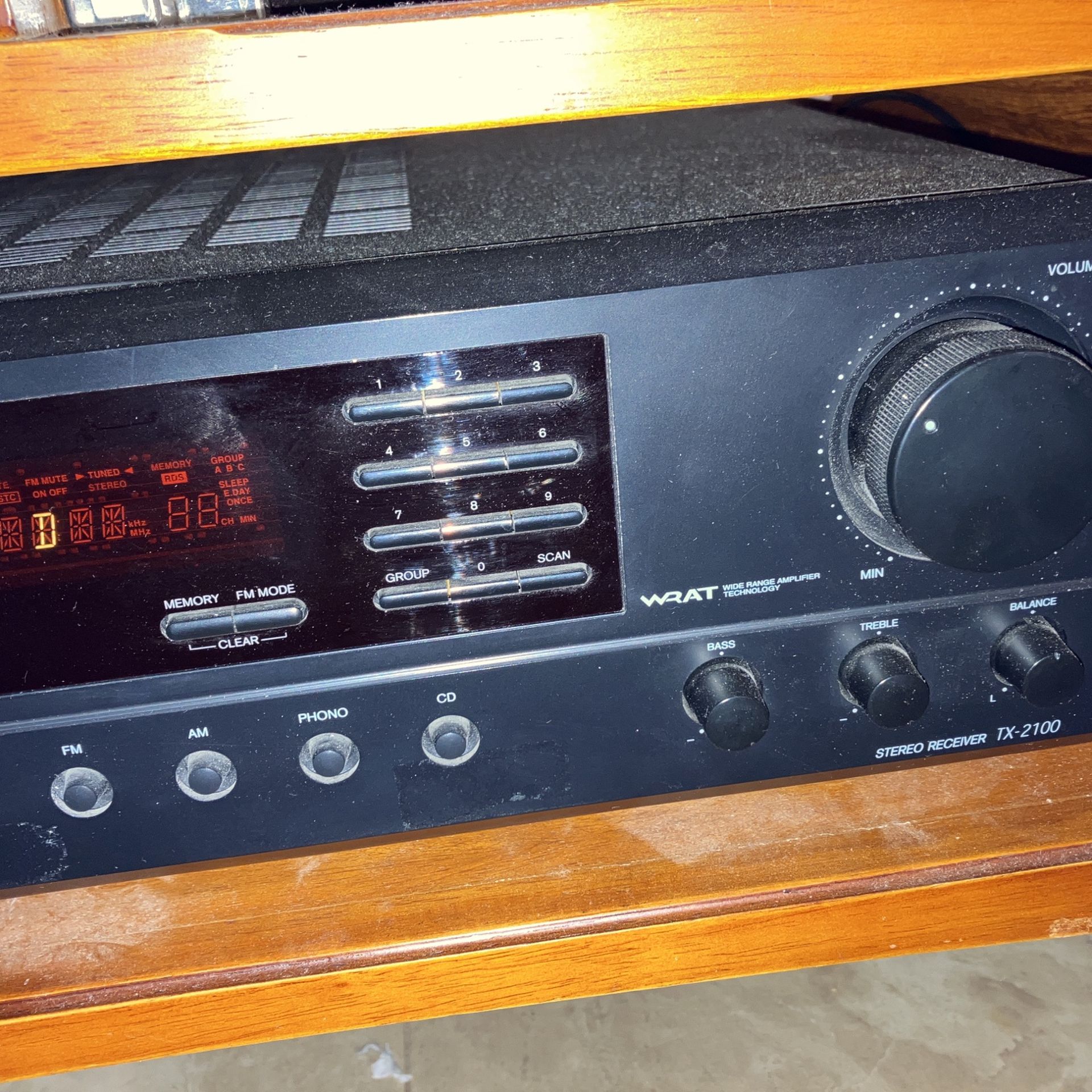 Stereo Receiver “Onkyo” Tx2100