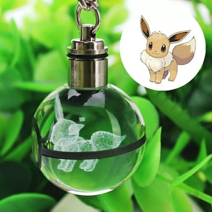 Eevee | Glass Pokeball | LED | Multicolor | Keychain 