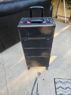 ​Black Rolling Makeup Case / Nail Tech Travel Trolley