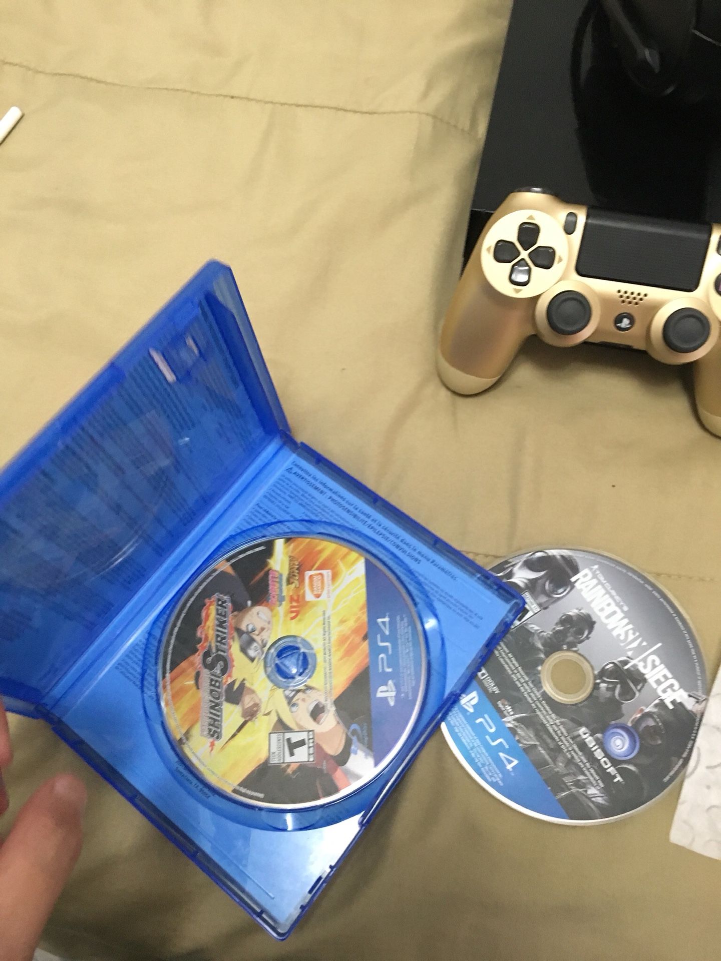 PS4