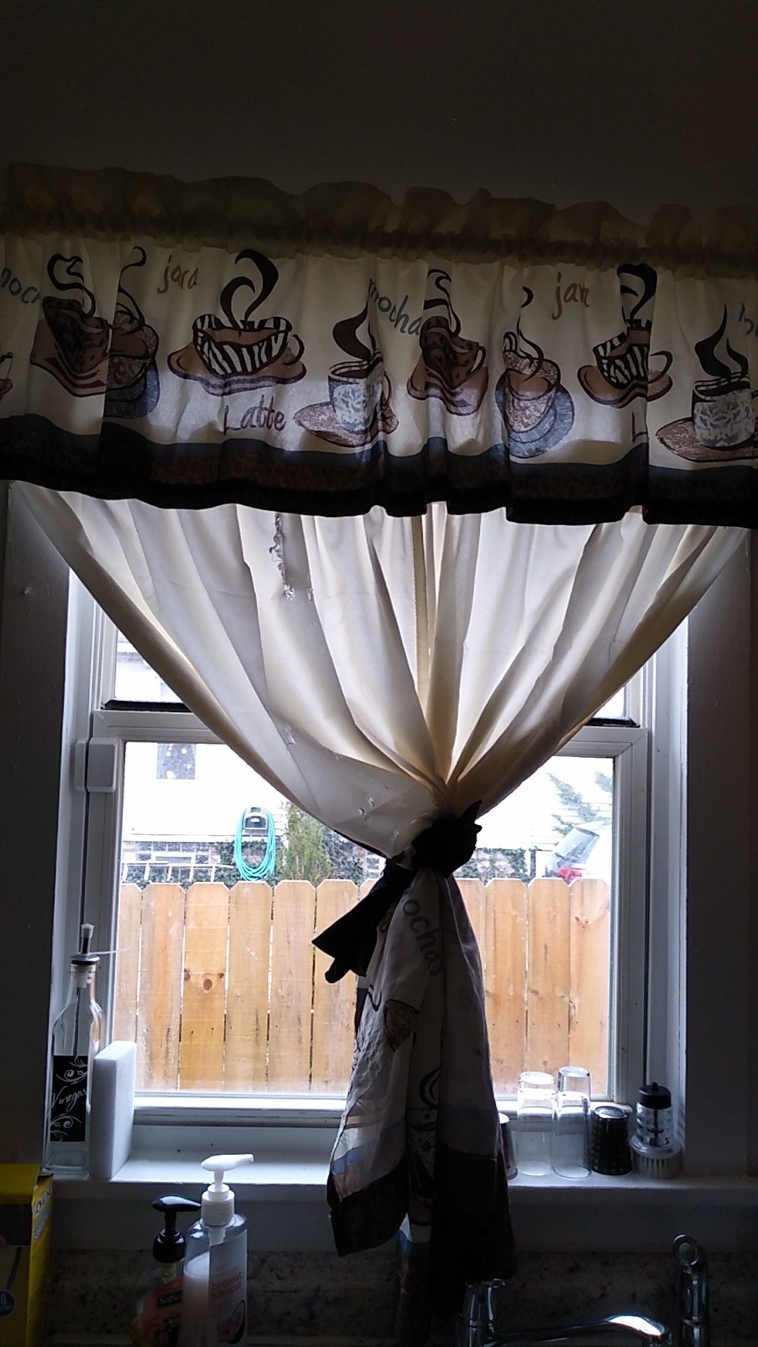 Kitchen curtains