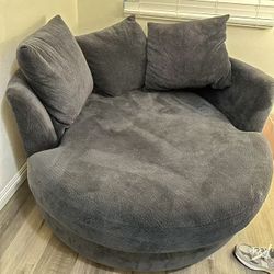 Large Round Swivel Chair / Sofa 