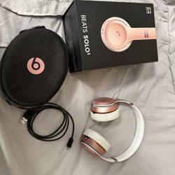 Beats Solo 3 Rose Gold