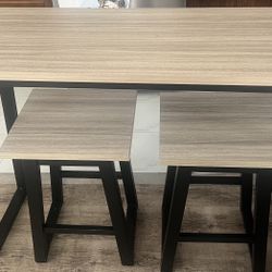 Bar Table With Stools 