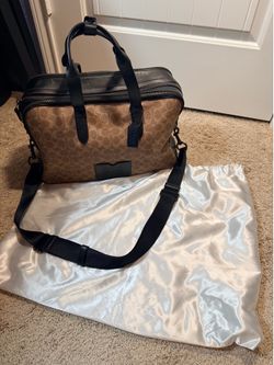 Coach Academy Travel Duffle In Signature Canvas Men's/Women's Perfect Condition