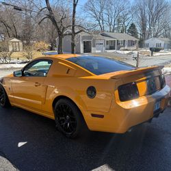 Ford Mustang GT 