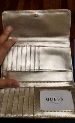 Guess(wallet)