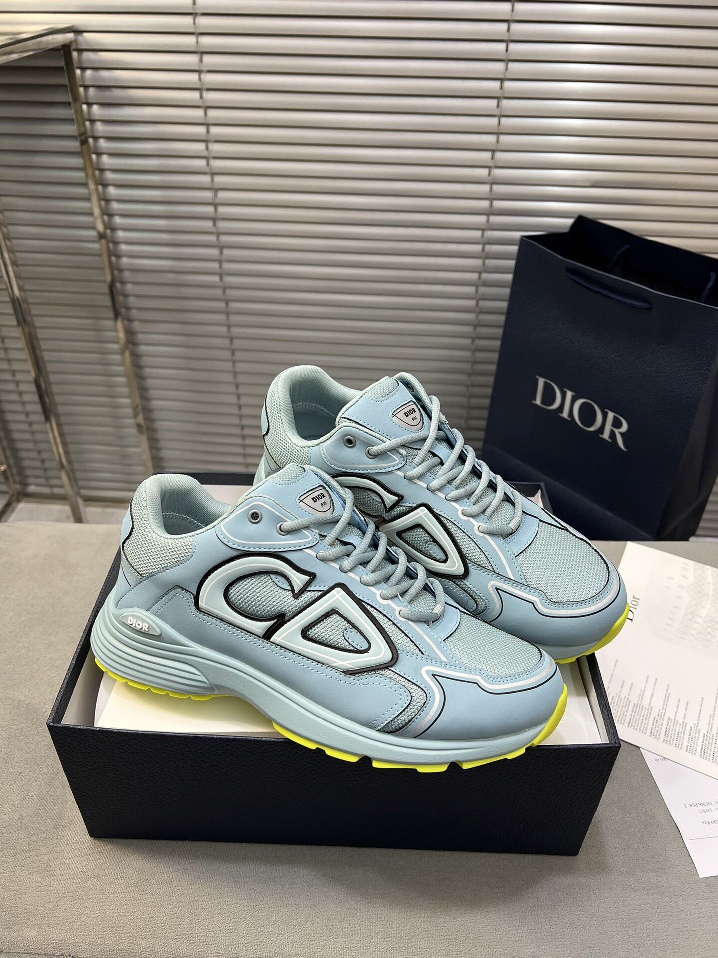 Christian Dior Men’s Sneaker With Box 2025