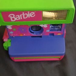 Polaroid.
Camera