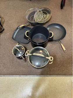 Brand new  Cookware set and Lids