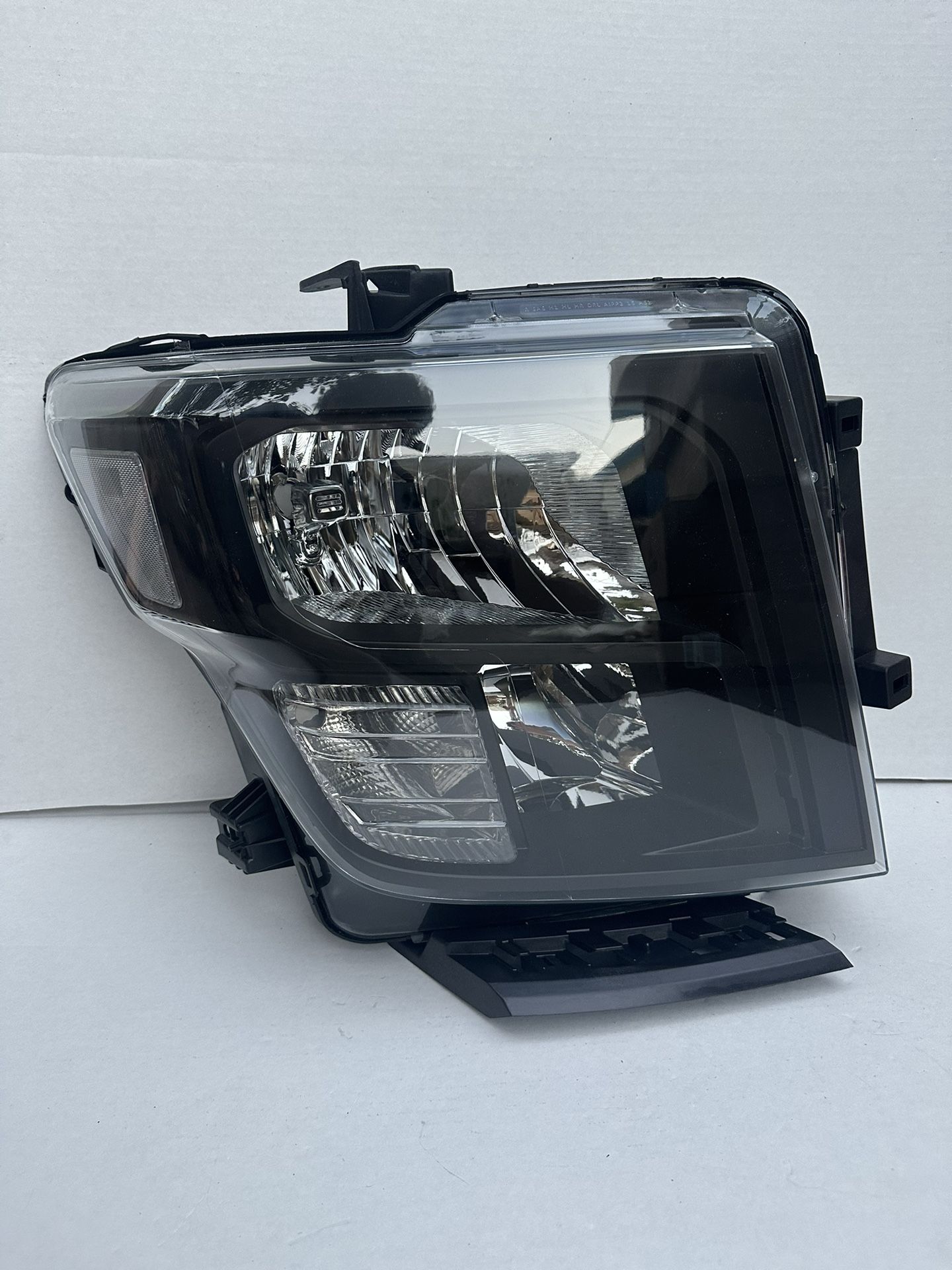 Nissan Titan Headlight Year 2017-2022