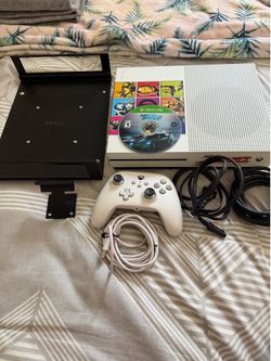 Xbox One S console,video game,one controller,cables and adapter