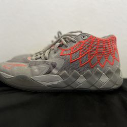 MB.01 ‘Rock Ridge Red’