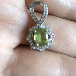 New  Elegant Peridot  Pendant , 925 sterling Silver & Cz . Please Look At My Profile To See All Items Thanks 