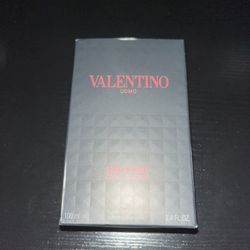 Valentino Born In Rom