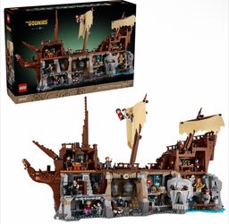 Lego Goonies ship BIB With GWP
