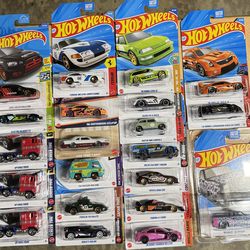 Hot Wheels Lot of 21