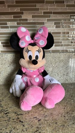 Minnie Mouse Pink Plush Stuffed Animal