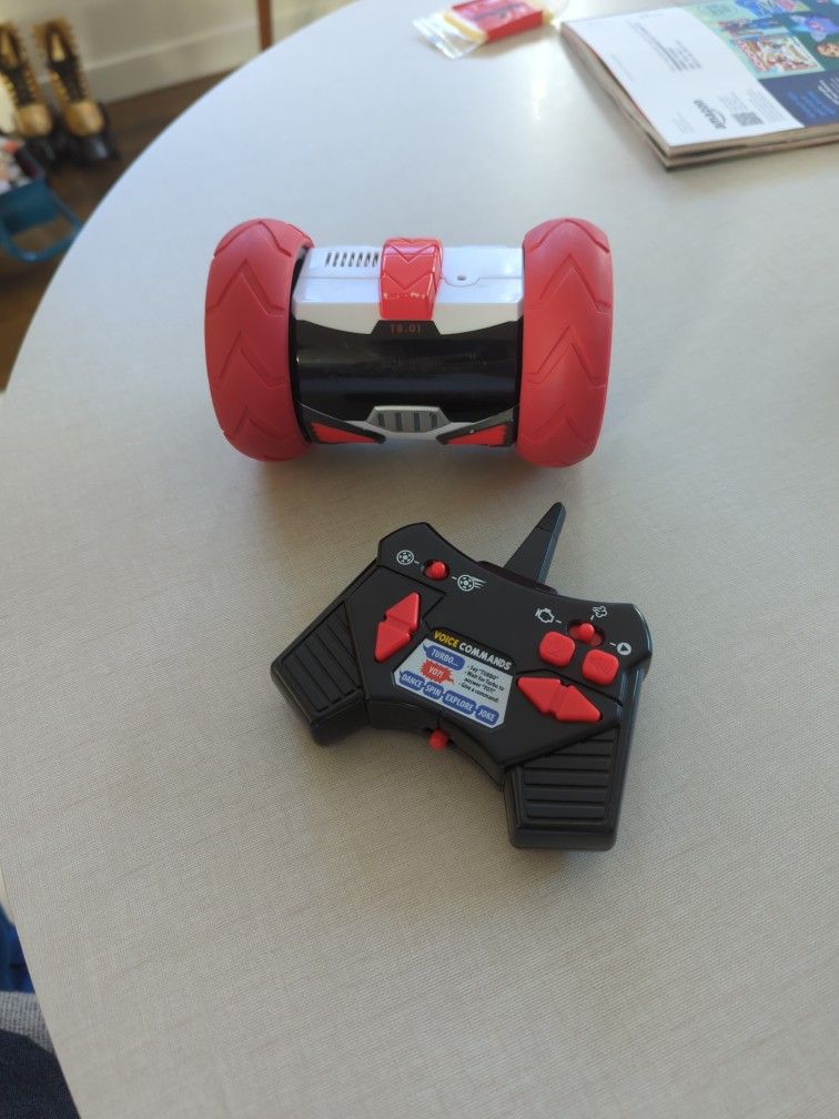 Really RAD Robots - Electronic Remote Control Robot with Voice Command - Built for Speed and Tricks - Turbo Bot